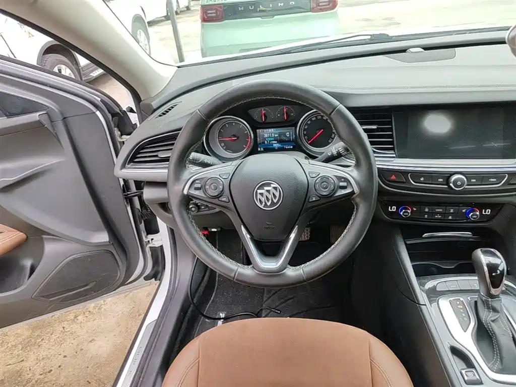 Buick Regal 2017 20T Elite Type фото 11