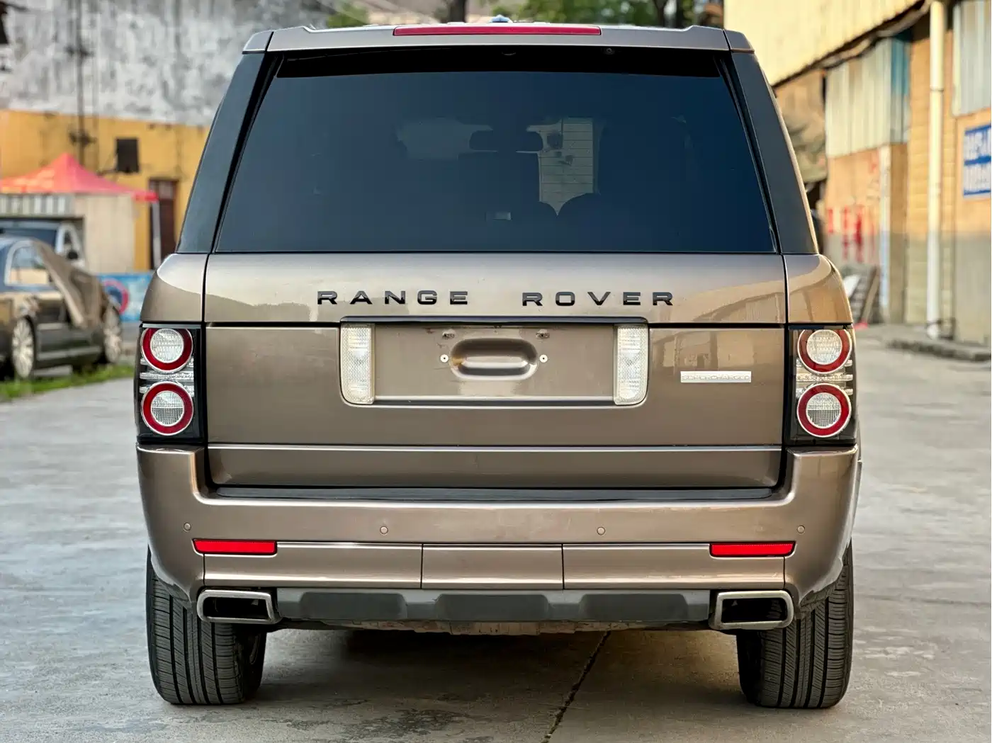Land Rover Range Rover 2012 5.0 SC V8 Ultimate Genesis Edition фото 5