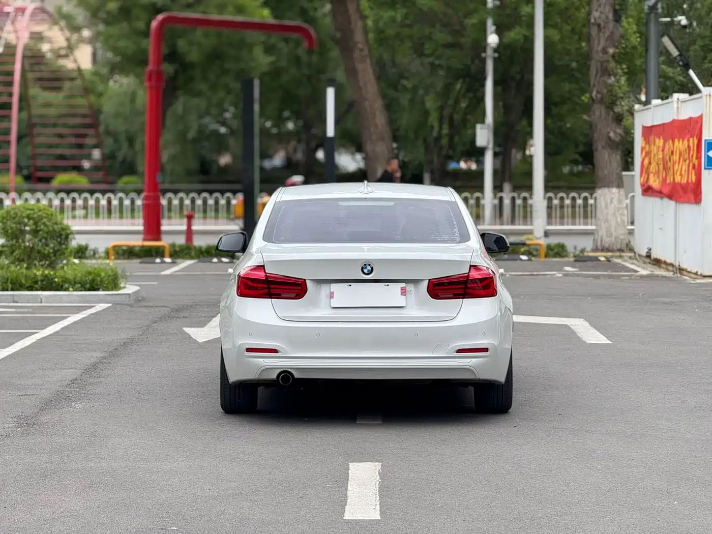 BMW 3 Series 2016 316i Fashion фото 16