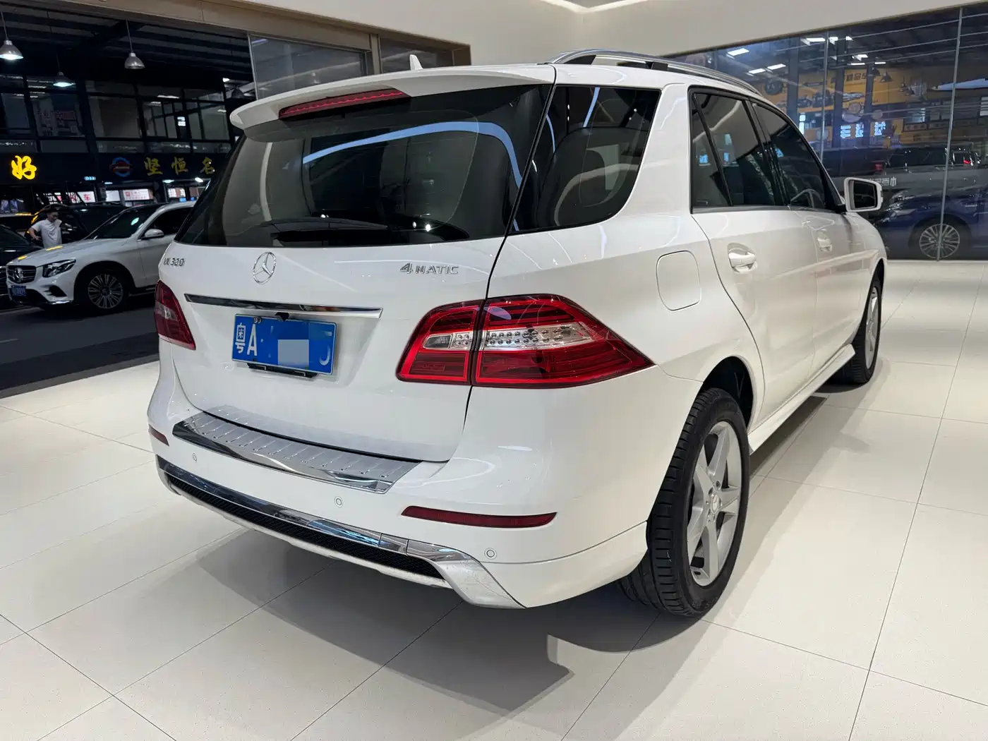 Mercedes-Benz M-Class 2014 ML 320 4MATIC фото 6