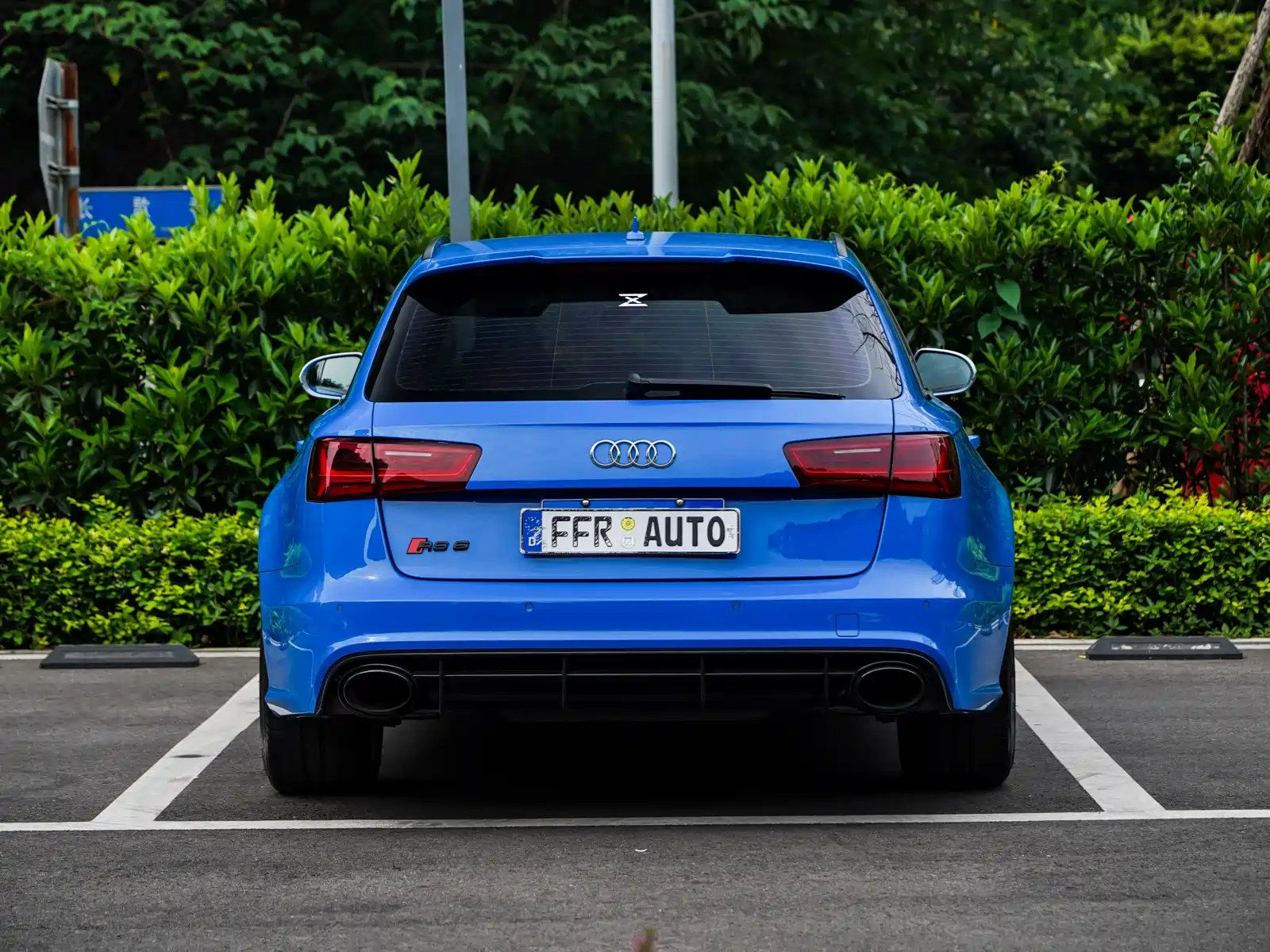 Фото 17 - Audi RS 6