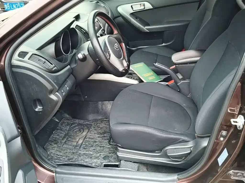 Kia Forte 2014 2014 1.6L AT GL