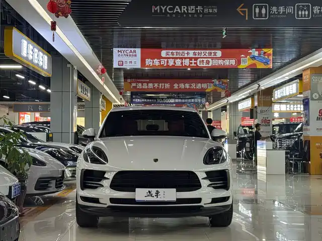 Porsche Macan 2018 Macan 2.0T — фото 2