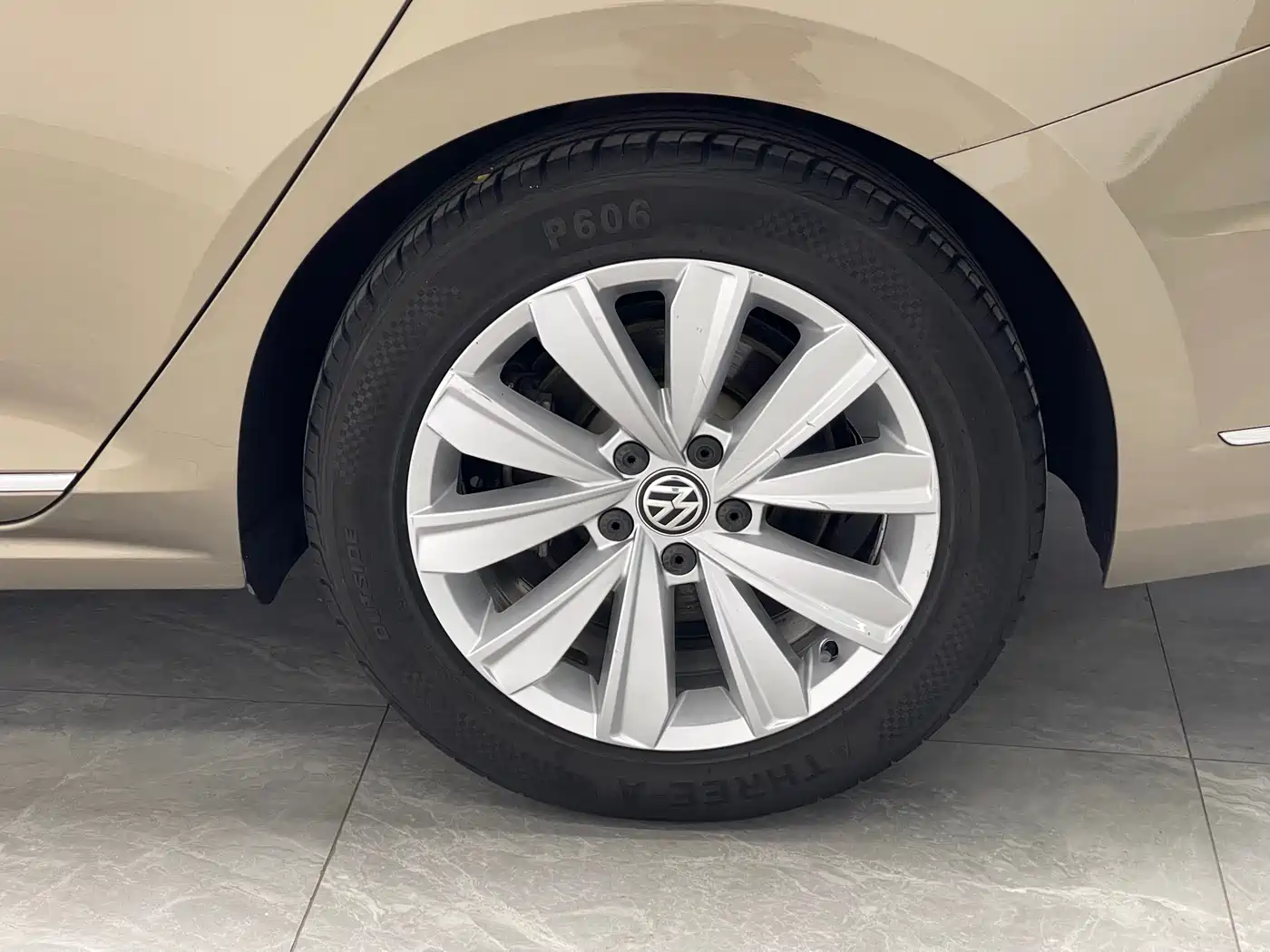 Volkswagen Passat 2019 330TSI Elite (China V) фото 19