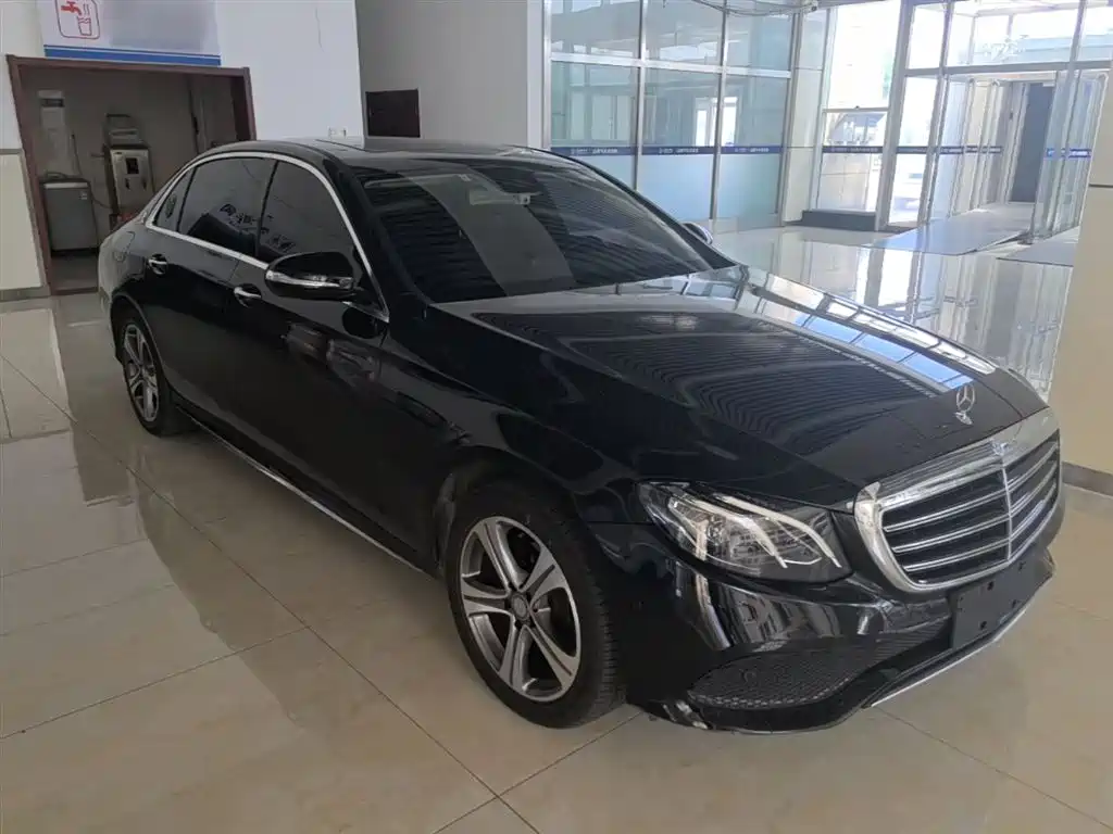 Mercedes-Benz E-Class 2016 E 200 L Sport Type фото 4