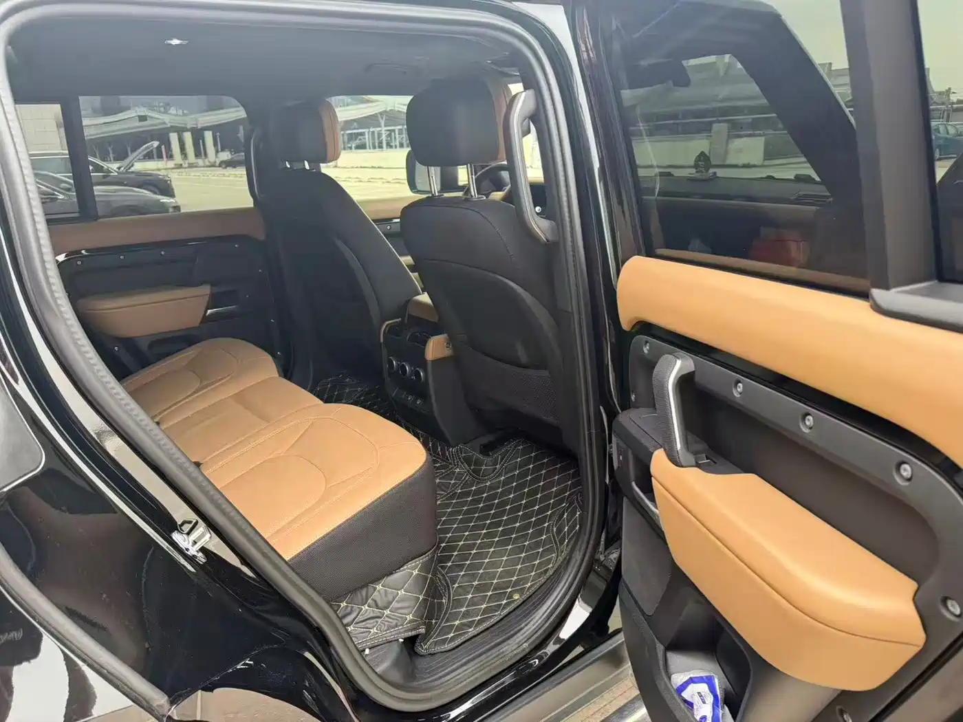 Land Rover Defender 2025 2025 110 3.0T P400 -Dynamic HSE