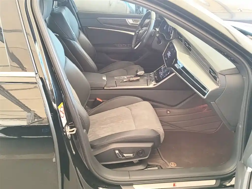 Audi A6L 2024 45 TFSI Premium Dynamic фото 25