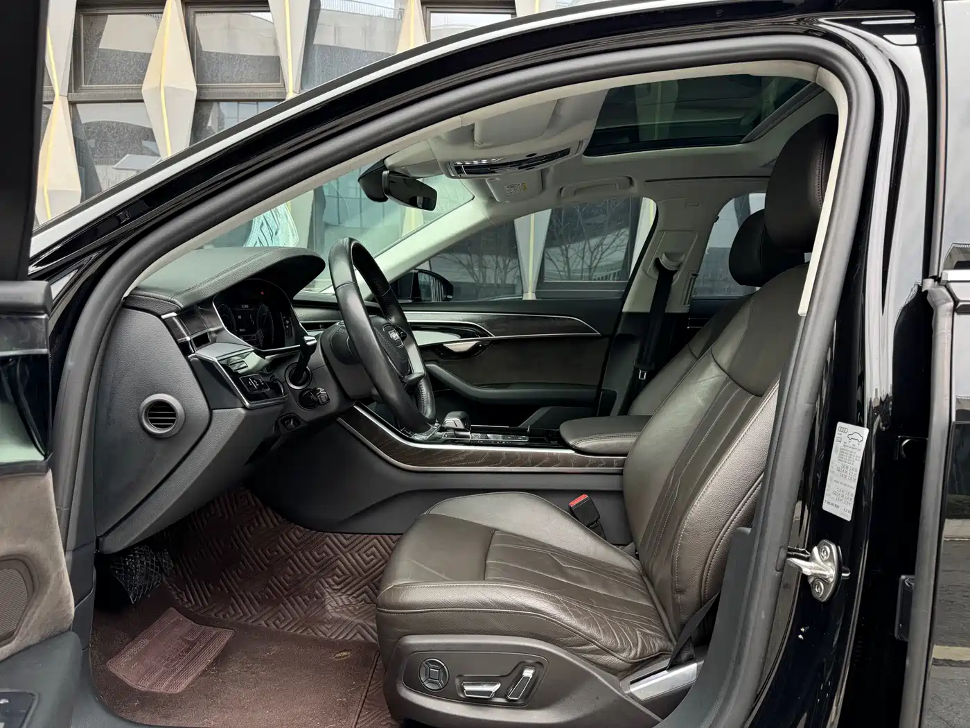 Audi A8 2018 A8L 55 TFSI quattro Launch Elite фото 5