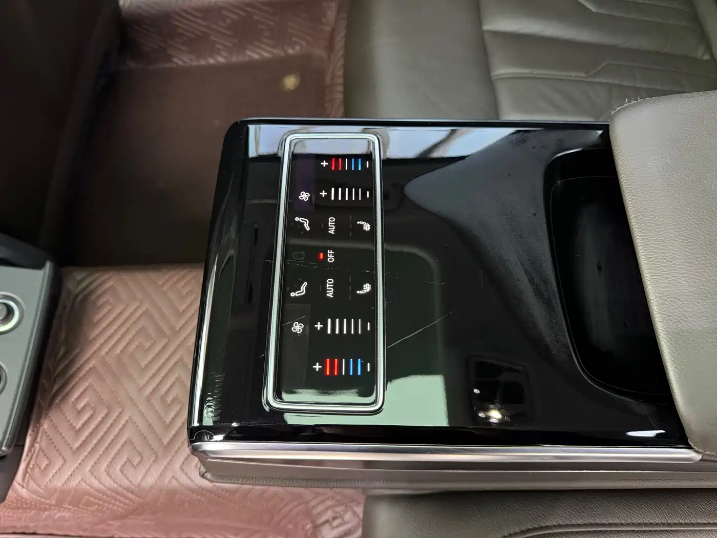 Audi A8 2018 A8L 55 TFSI quattro Launch Elite фото 16
