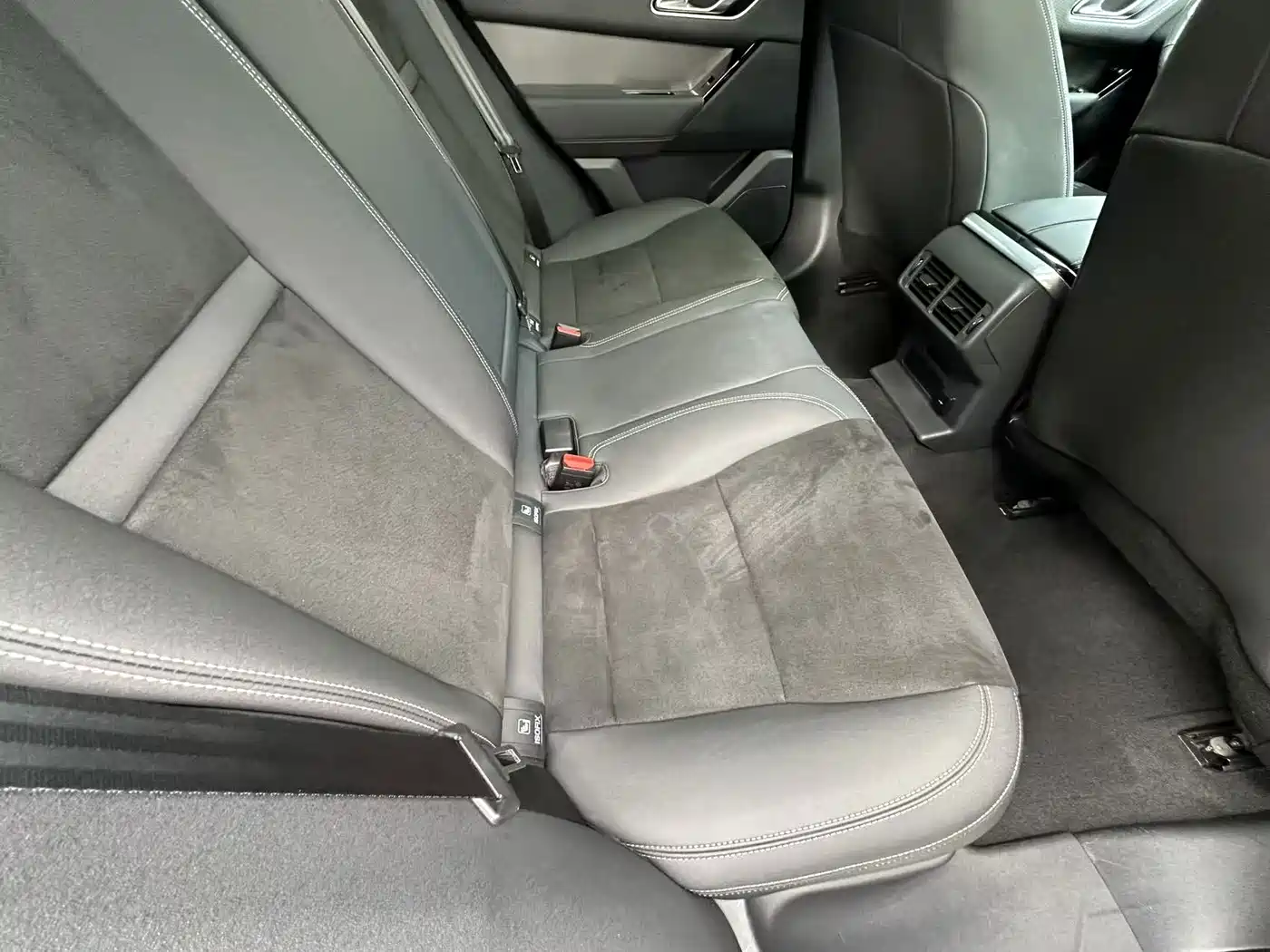 Land Rover Range Rover Velar 2023 2023 250PS
