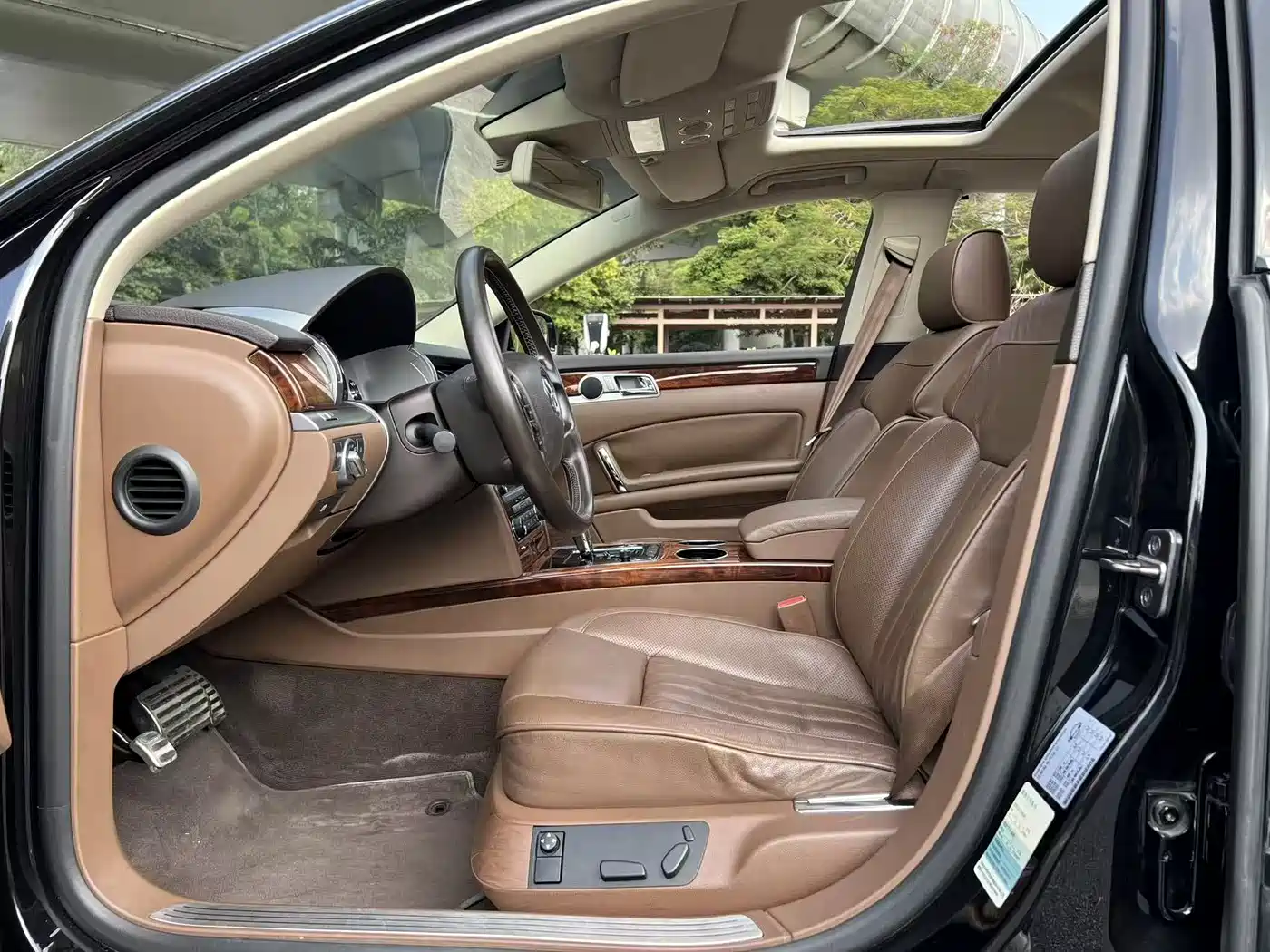 Volkswagen Phaeton 2014 3.0L Business Edition фото 15