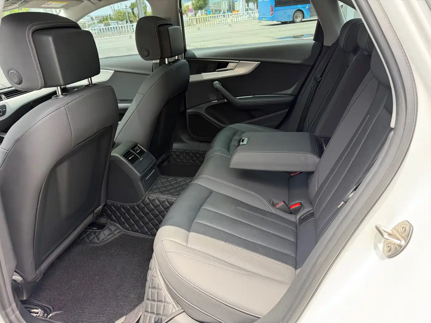 Audi A4L 2020 40 TFSI Fashion Elegance фото 9