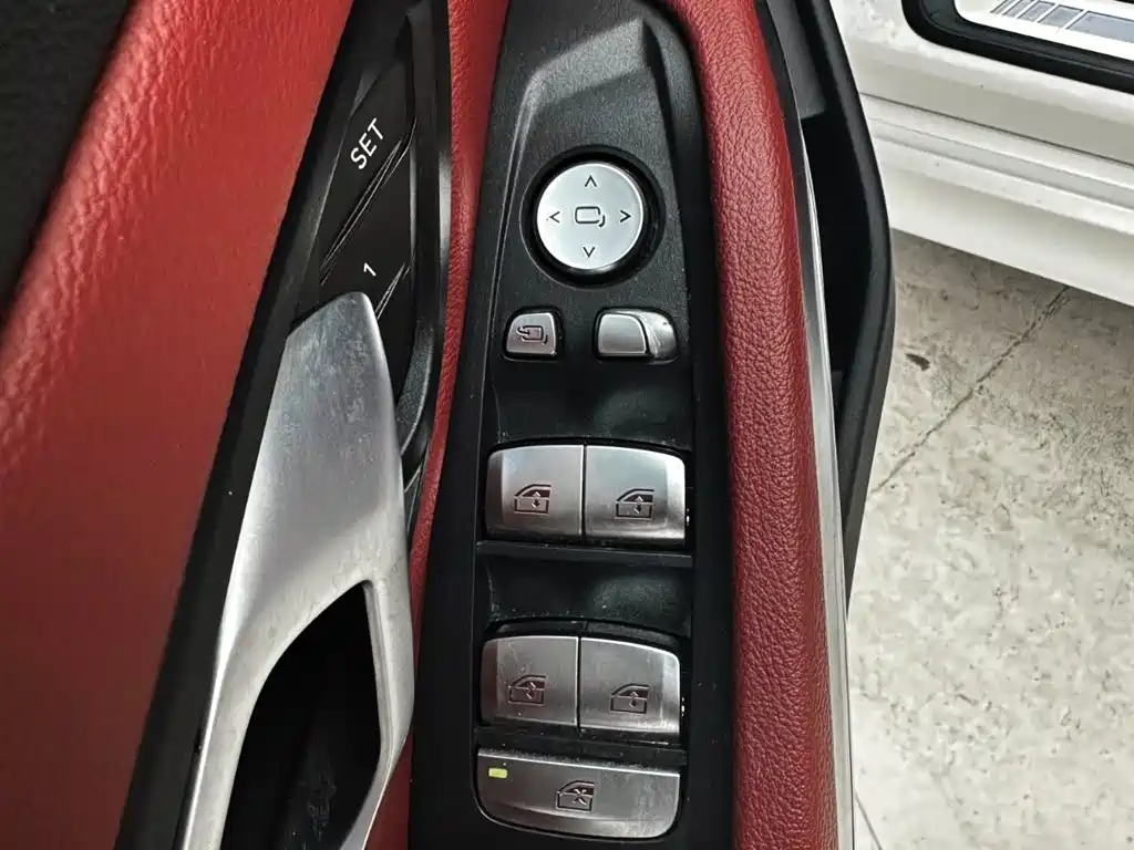 BMW 3 Series 2023 320Li M Sport Package фото 16