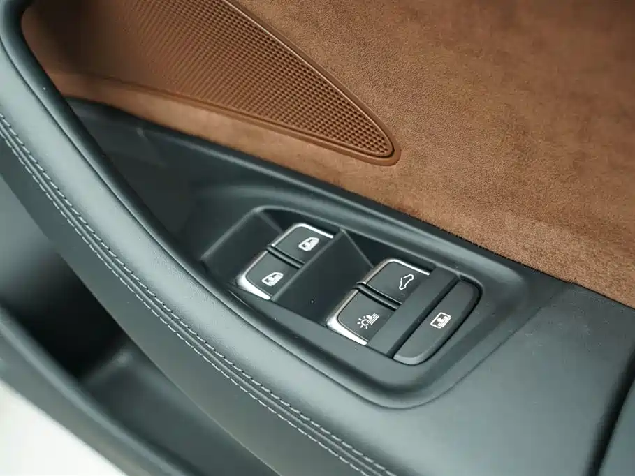 Audi A8 2014 A8L 45 TFSI quattro Luxury фото 25