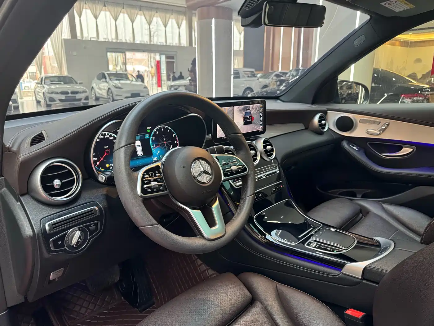 Mercedes-Benz GLC 2022 Facelift GLC 260 L 4MATIC Dynamic фото 13