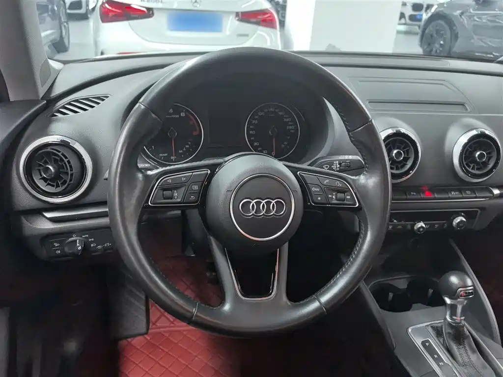 Audi A3 2019 Sportback 35 TFSI Fashion China V фото 4