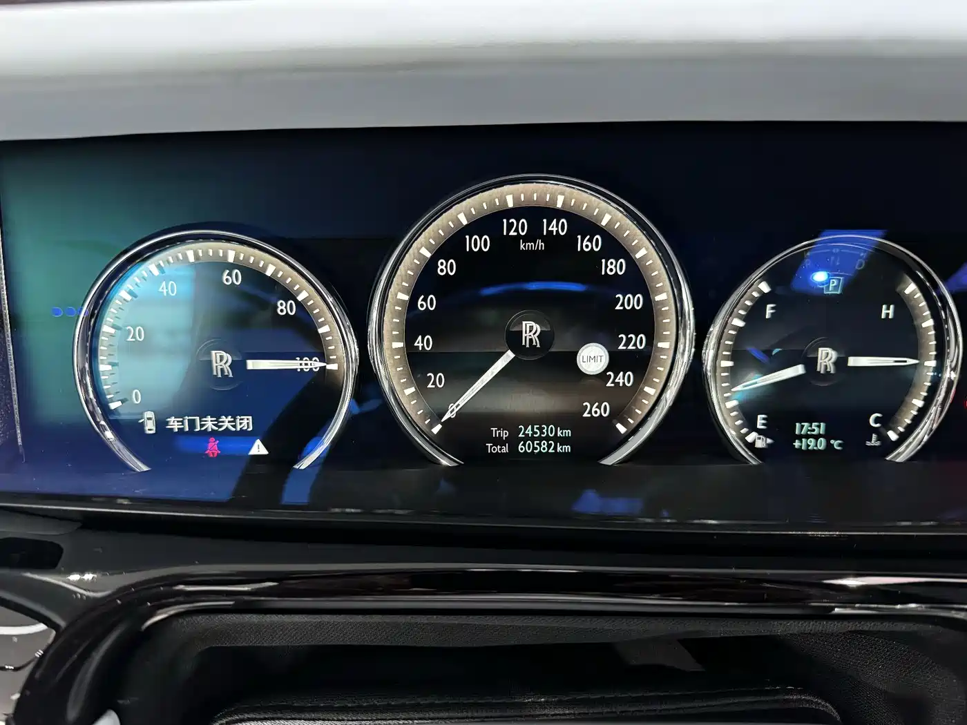 Rolls-Royce Phantom 2021 2018 6.7T Long Wheelbase Version