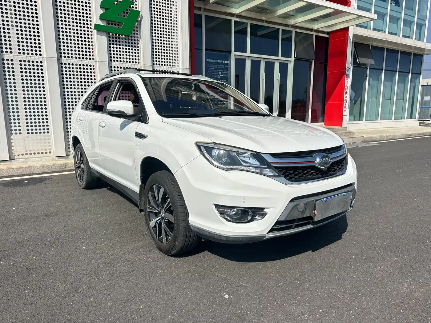 BYD S7 2017 2.0T Auto Luxury фото 22