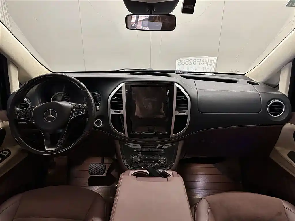 Mercedes-Benz Vito 2016 2.0T Elite Edition фото 12