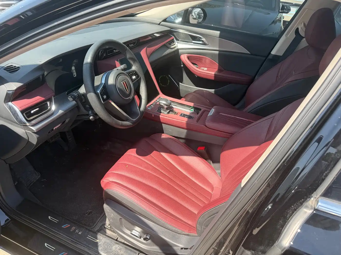 Hongqi H5 2023 1.5T DCT Smart Connect Joy Edition фото 4