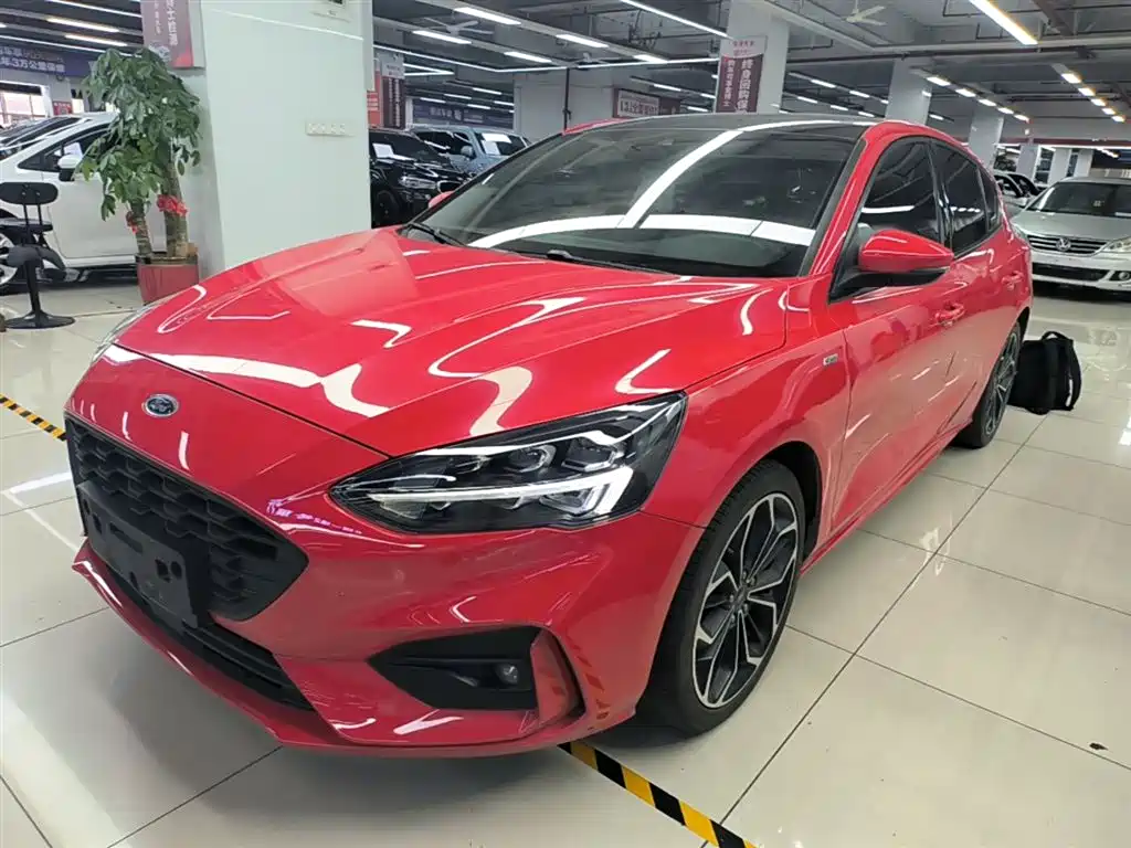 Ford Focus 2020 Hatchback EcoBoost 180 Automatic ST Line