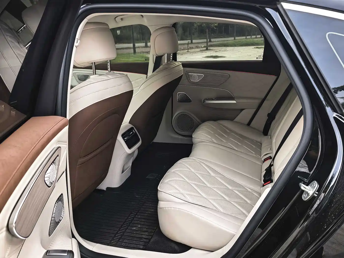 Chery Fengyun Fengyun A9L 2025 2025 260 Ultra Long Range Luxury Edition