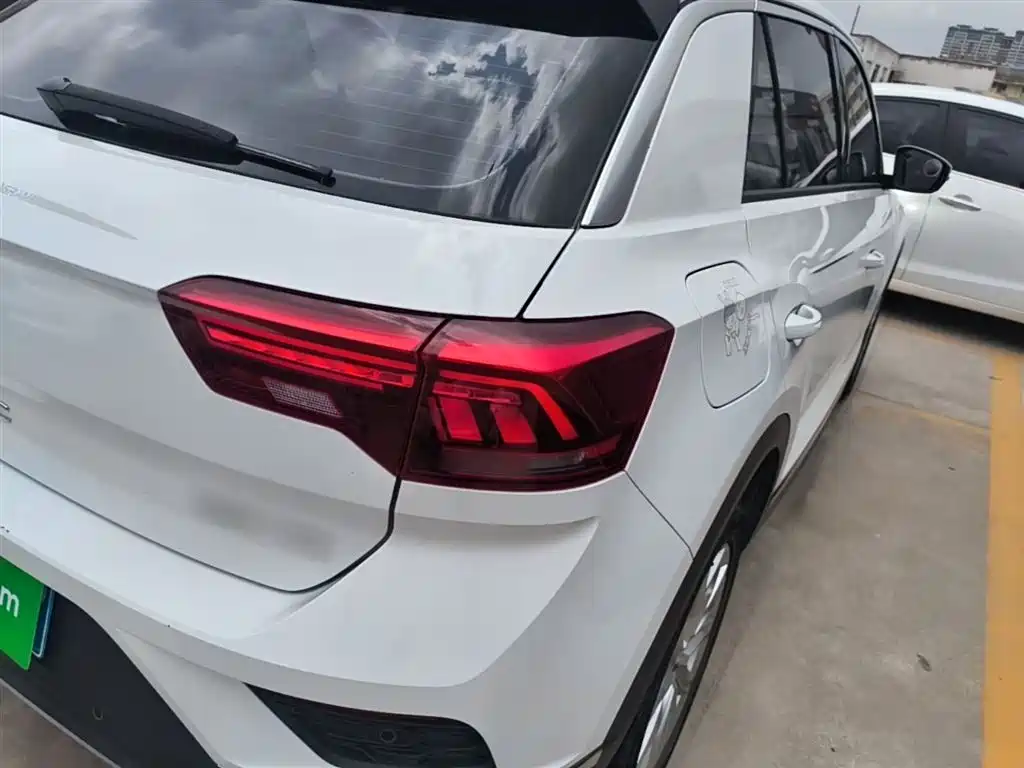 Volkswagen T-ROC 2021 Facelift 280TSI DSG 2WD Elite Smart Connect Edition фото 8