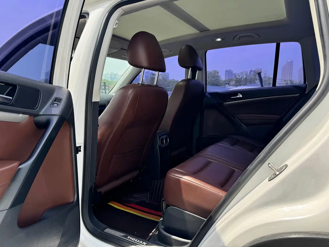 Volkswagen Tiguan 2015 1.8TSI Automatic 2WD Highline фото 4