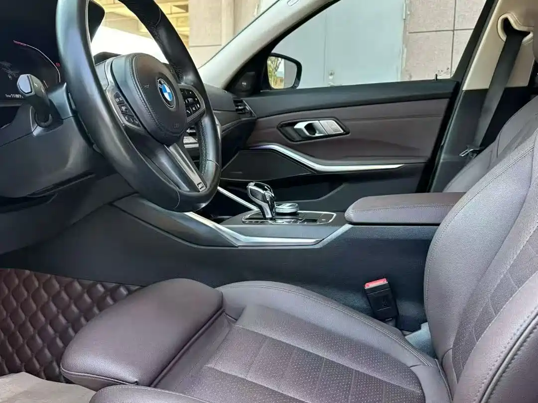 BMW 3 Series 2021 Facelift 325Li M Sport Shadow Edition фото 4