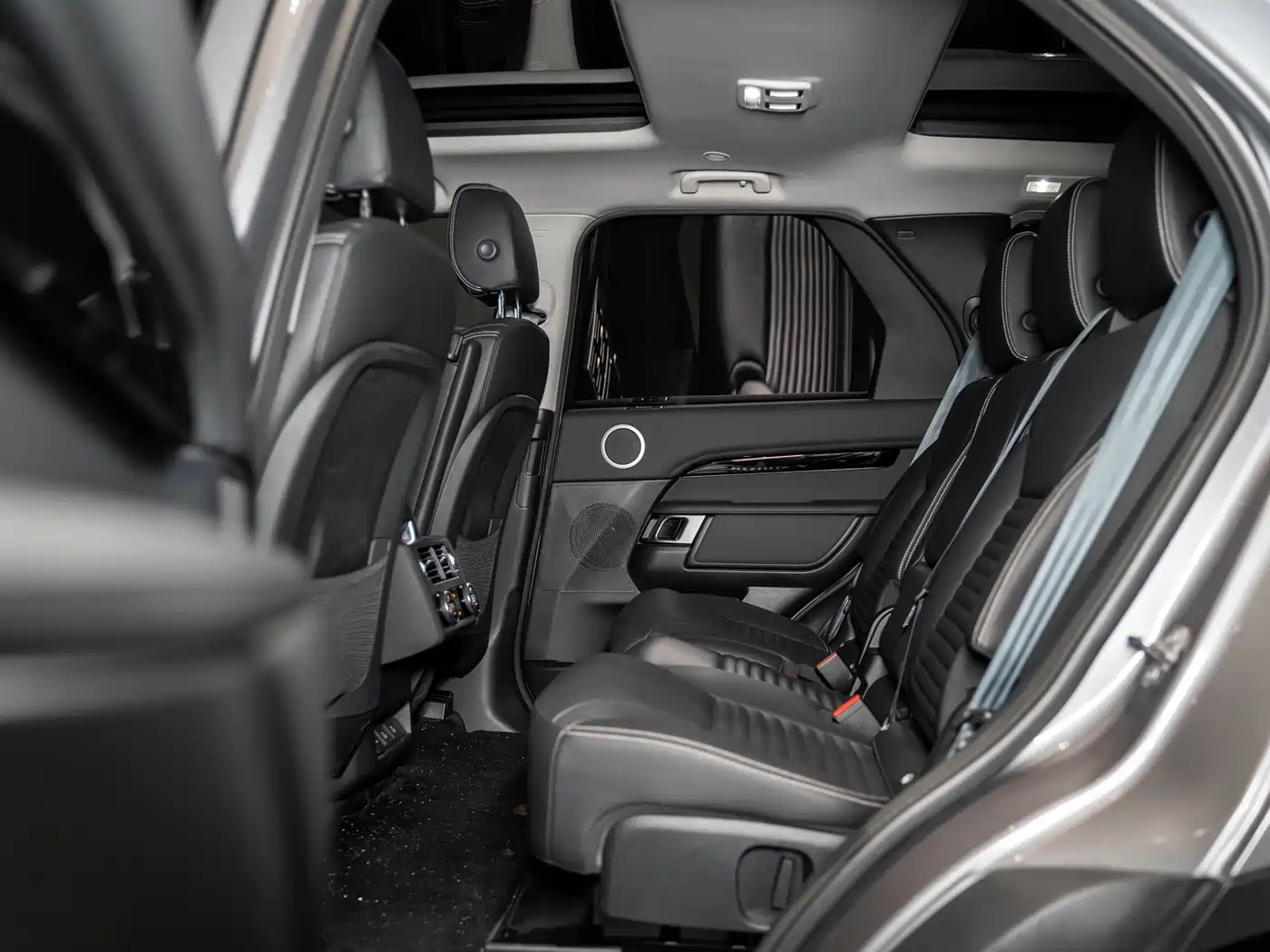 Land Rover Discovery 2024 Model 360PS S фото 19