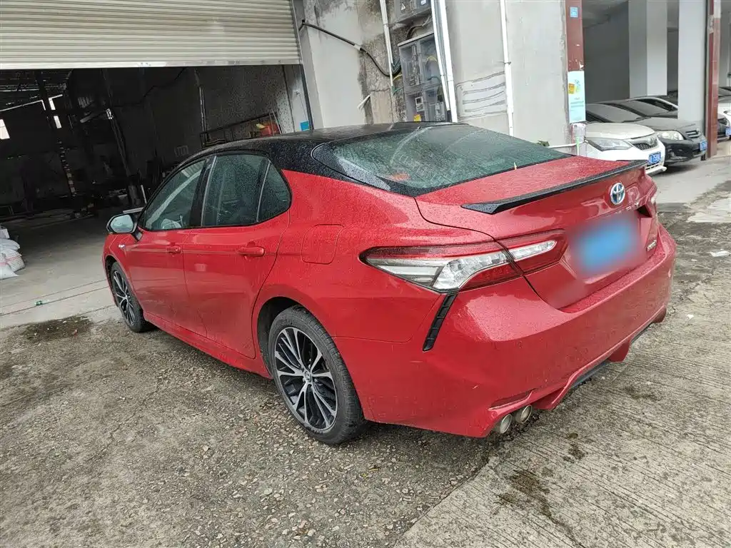 Toyota Camry 2019 Hybrid 2.5HS Trend Edition China VI фото 13