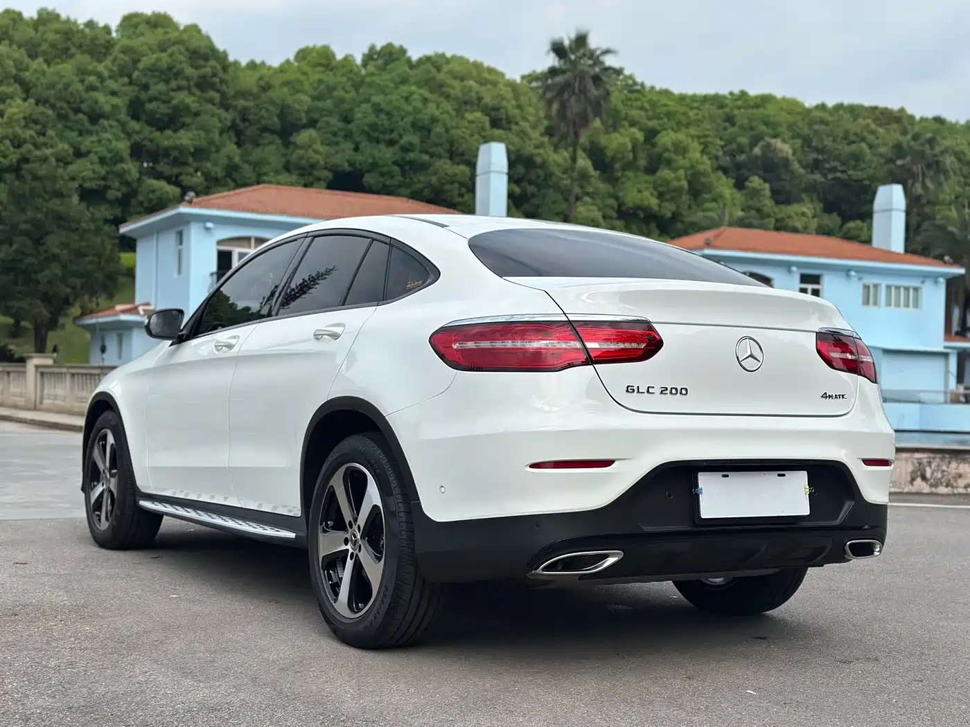 Mercedes-Benz GLC Coupe 2017 GLC 200 4MATIC Coupe SUV фото 15