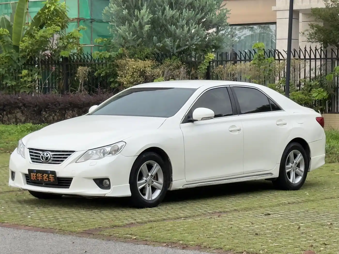 Toyota Reiz 2010 2.5S Elegance Elite Edition фото 3