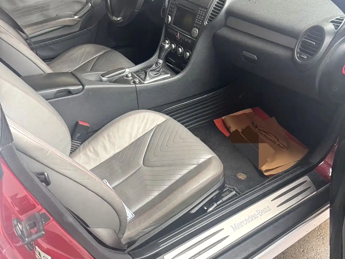 Mercedes-Benz SLK-Class 2010 Model SLK 300 Grand Edition фото 7