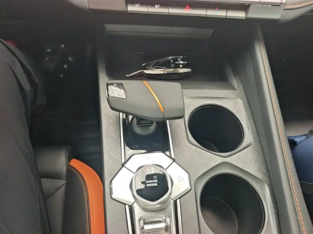 CHANGAN UNI-V
