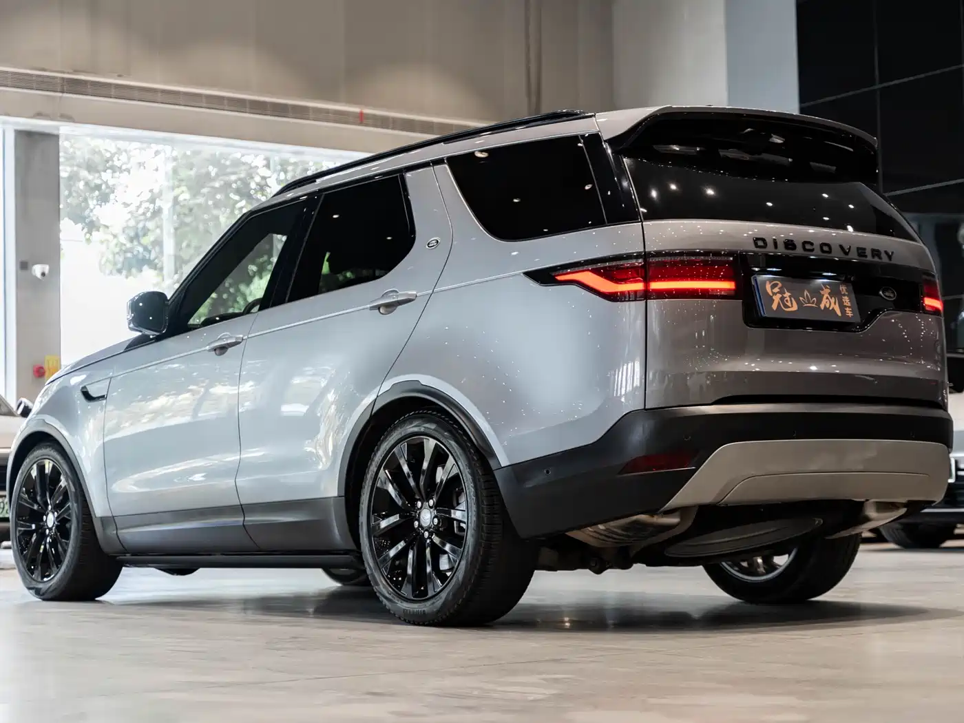 Land Rover Discovery 2024 Model 360PS S фото 6