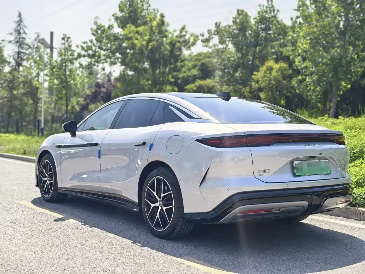 BYD Han L 2025 EV AWD LiDAR Flagship фото 16