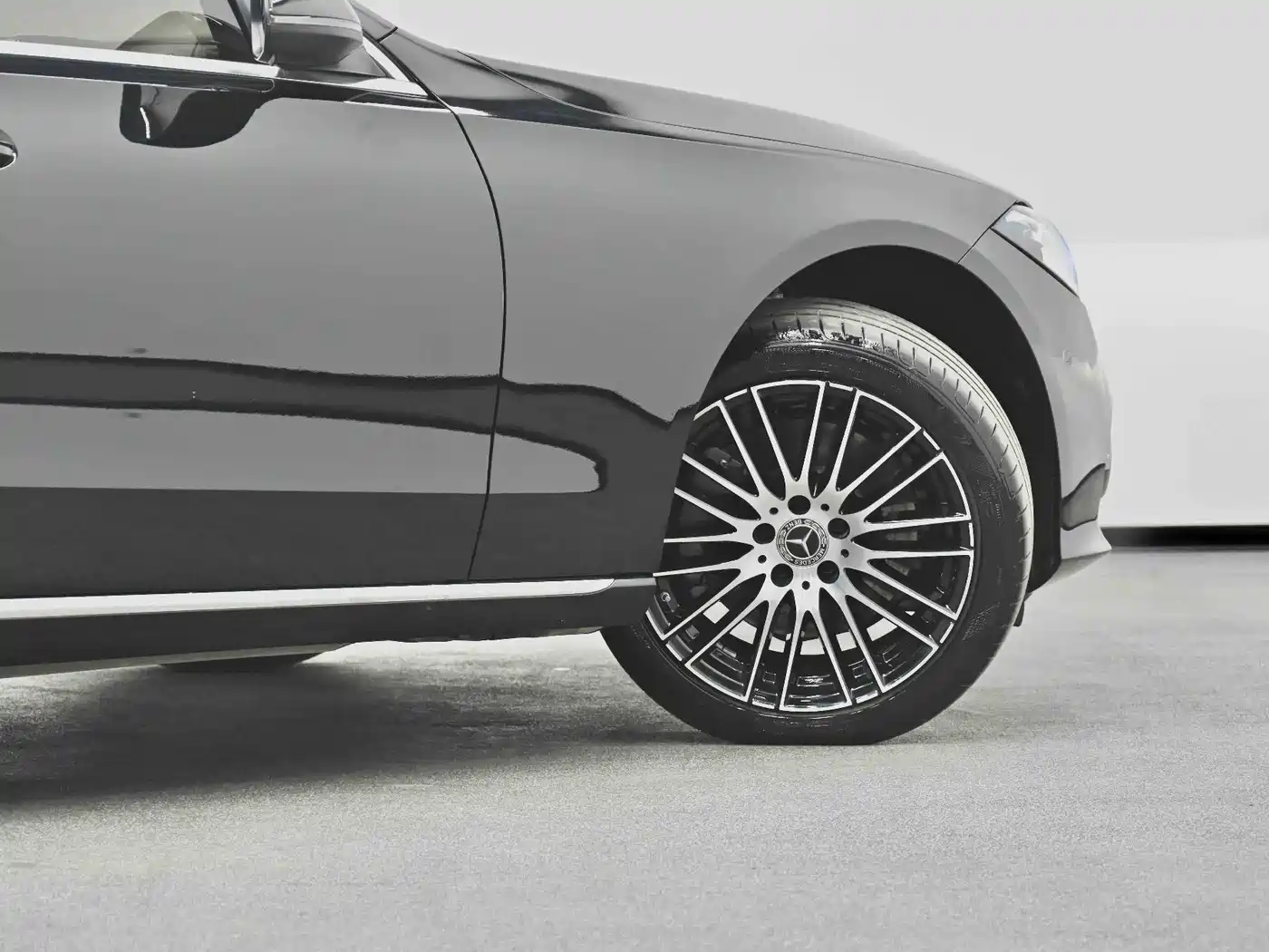 Mercedes-Benz C-Class 2024 C 260 L фото 10