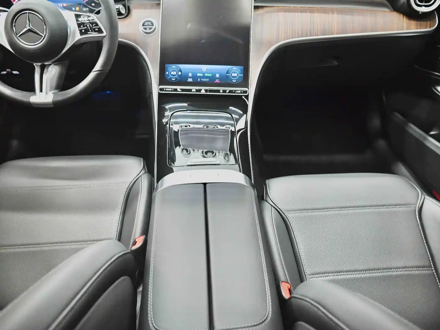 Mercedes-Benz C-Class 2024 C 260 L фото 27