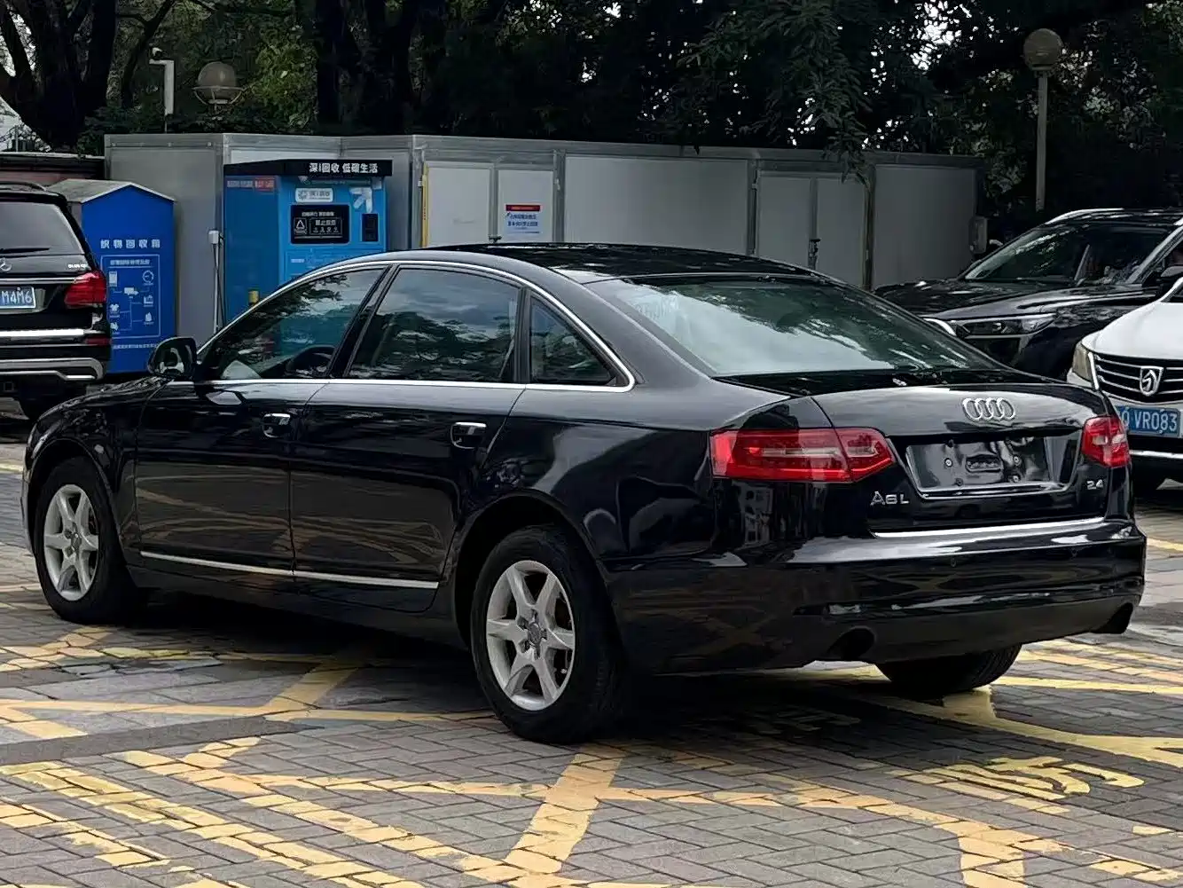 Audi A6L 2010 2.0 TFSI Automatic Standard фото 9