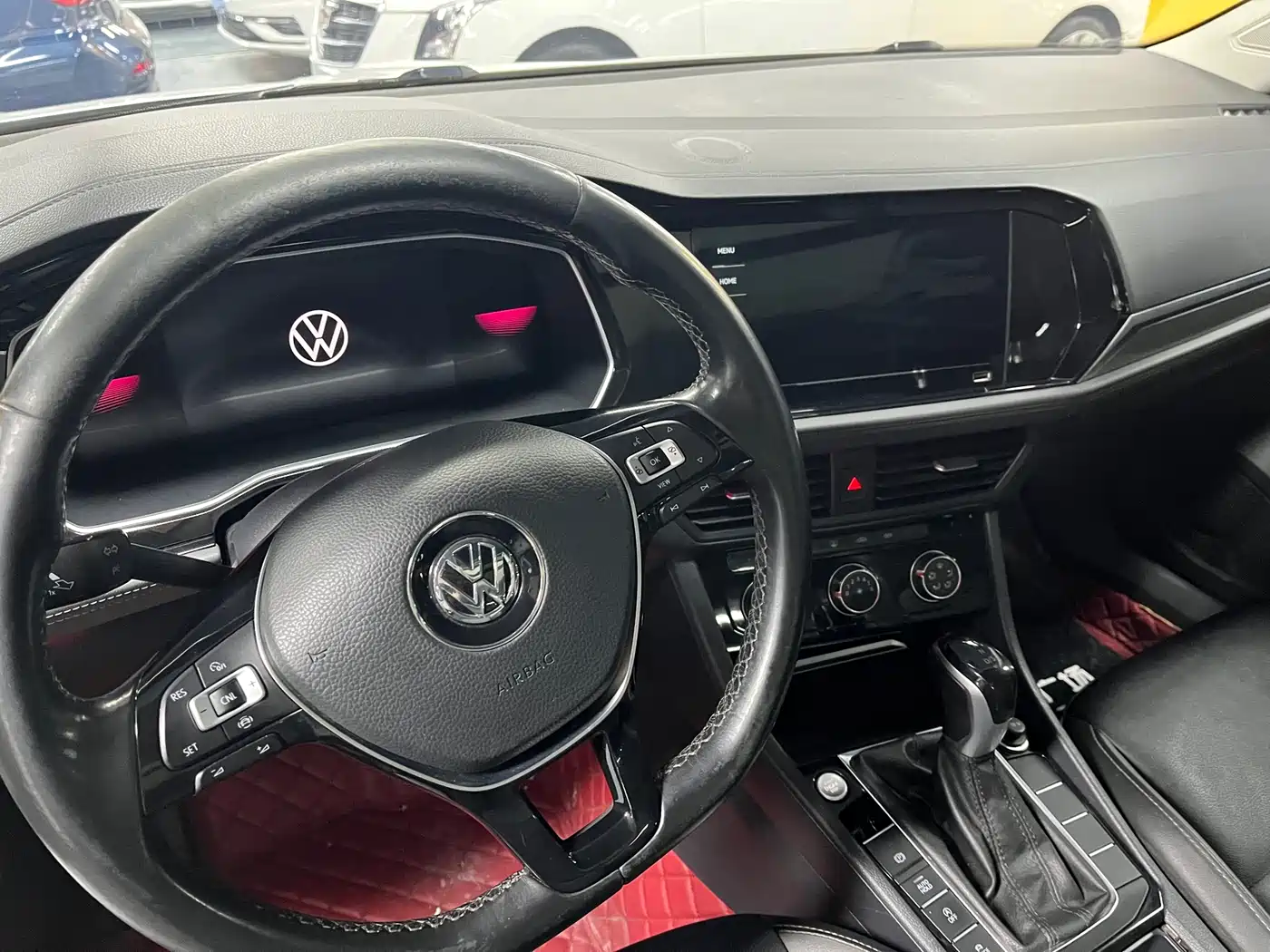 Volkswagen Sagitar 2021 280TSI DSG Surpassing Edition фото 6