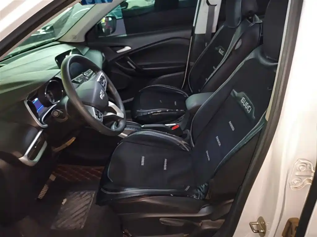 Chevrolet Trax 2019 Redline 335T CVT Extreme Edition (China VI) фото 15