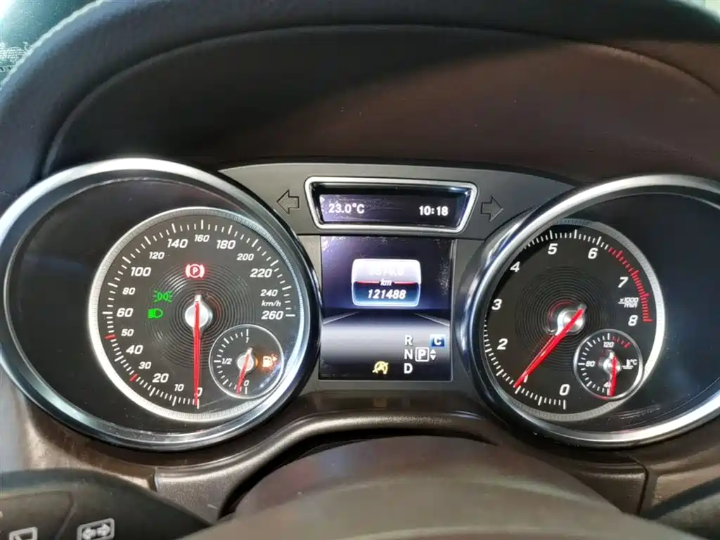 Mercedes-Benz GLE 2017 GLE 320 4MATIC Dynamic фото 12