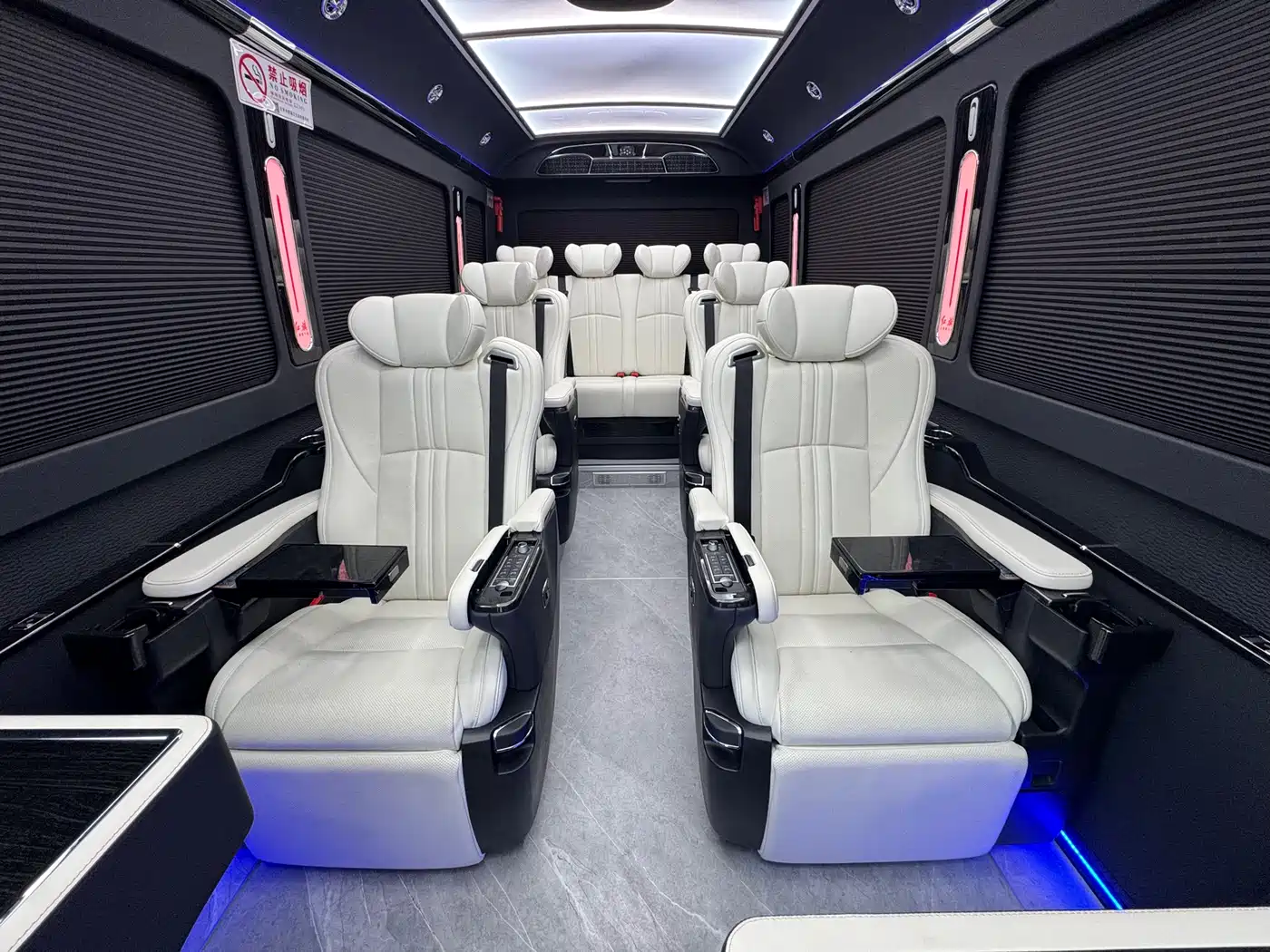 Hongqi Guoyue 2024 3.0T Flagship Edition 17-seater фото 16