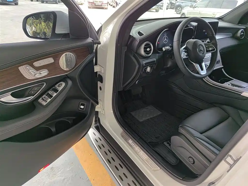 Mercedes-Benz GLC 2022 Model GLC 300 L 4MATIC Dynamic Edition фото 16