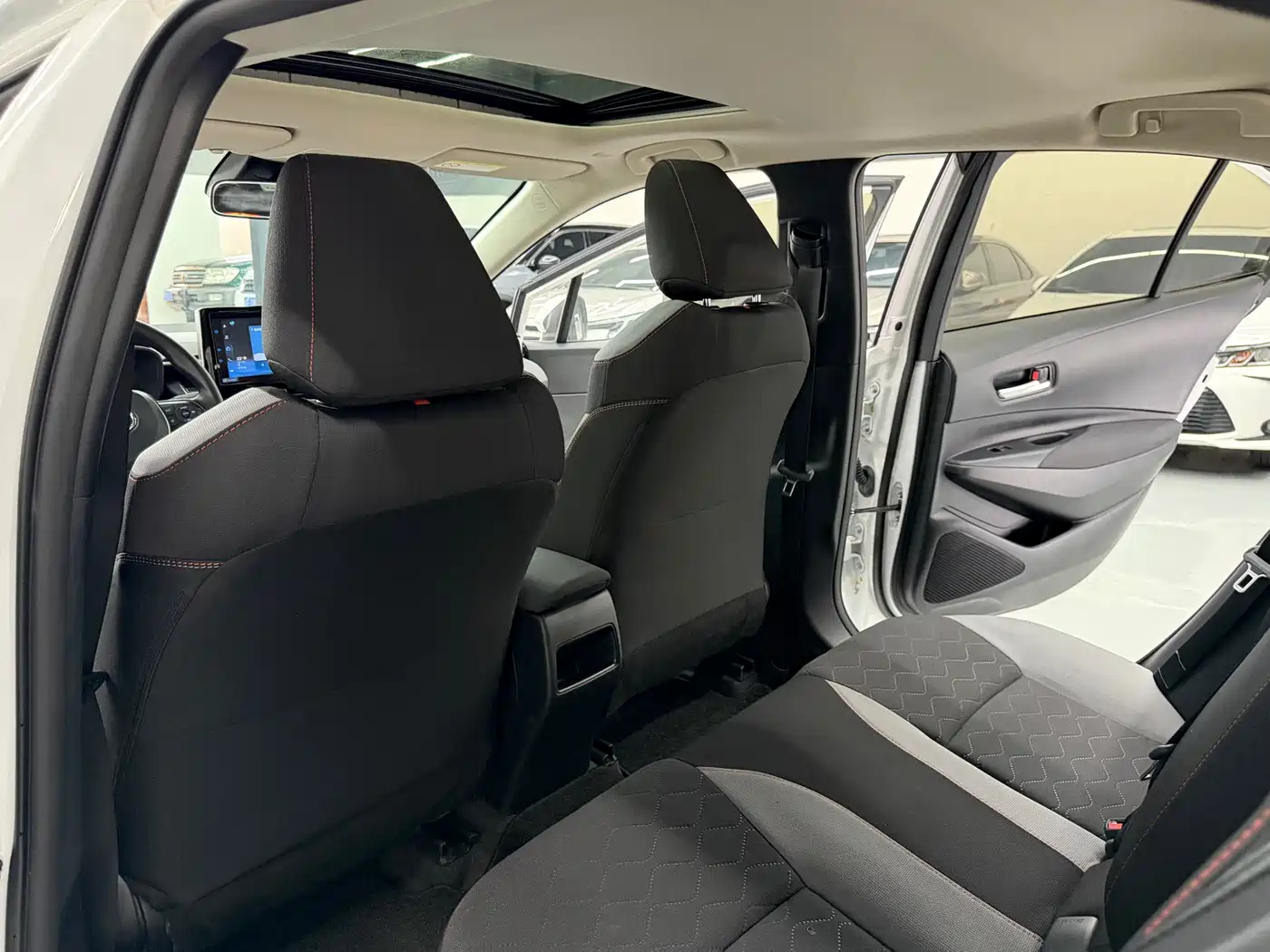 Toyota Corolla 2023 1.2T Elite Edition фото 17