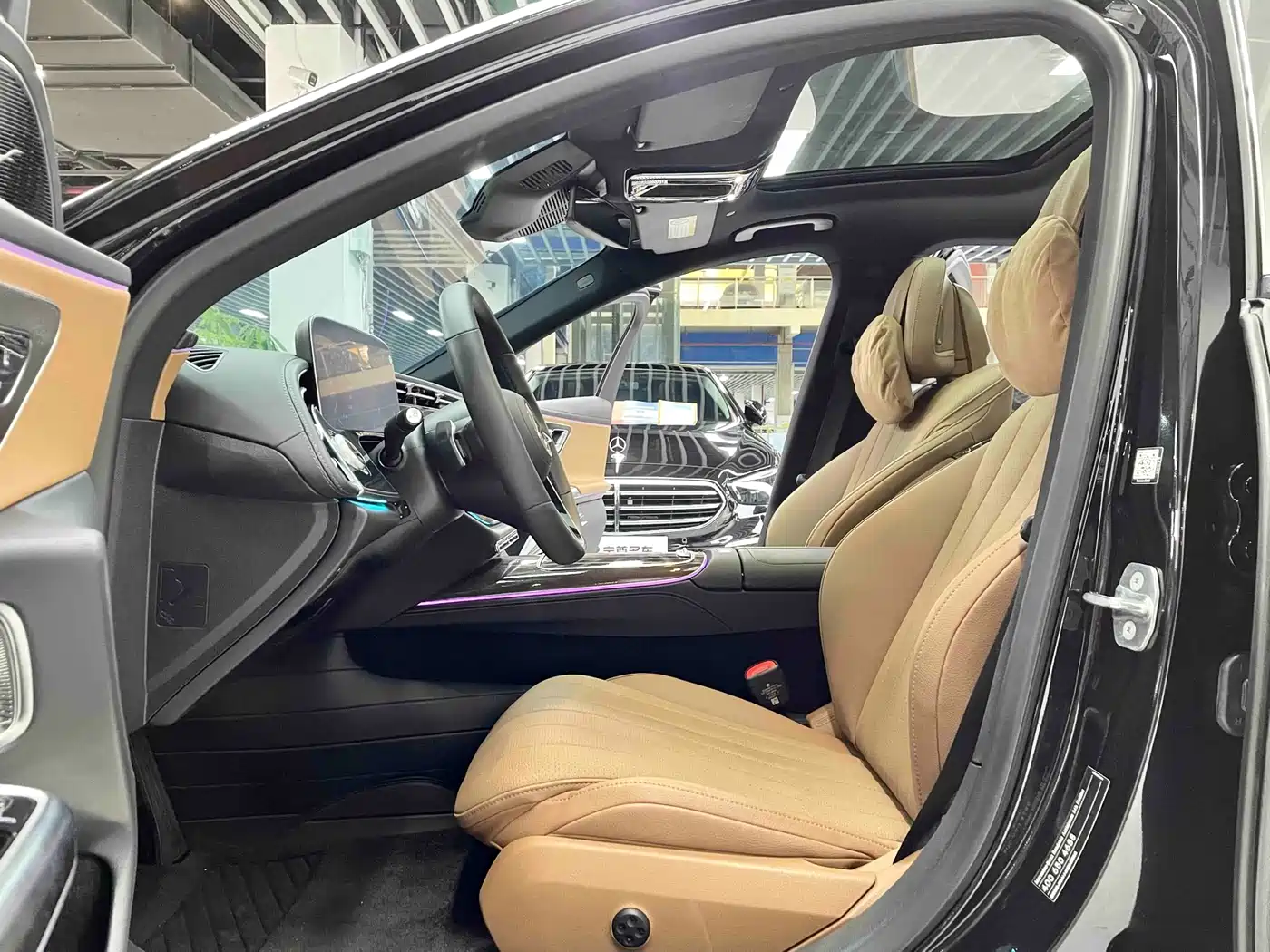Mercedes-Benz E-Class 2025 E 300 L Luxury фото 4
