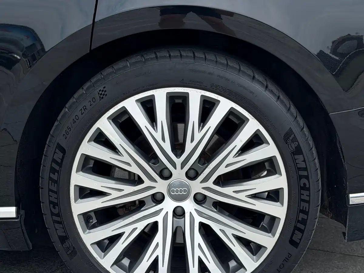 Audi A8 2019 Plus A8L 50 TFSI quattro Luxury фото 20