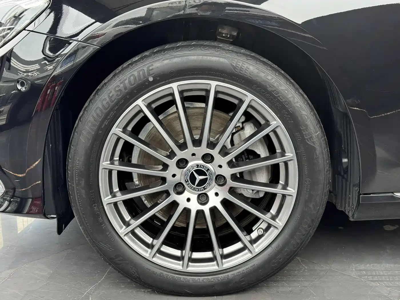 Mercedes-Benz E-Class 2023 E 260 L фото 11