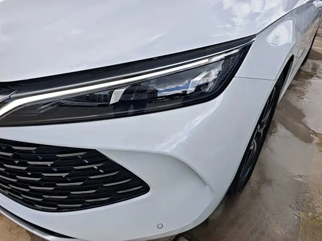 Фото 24 - BYD Qin L